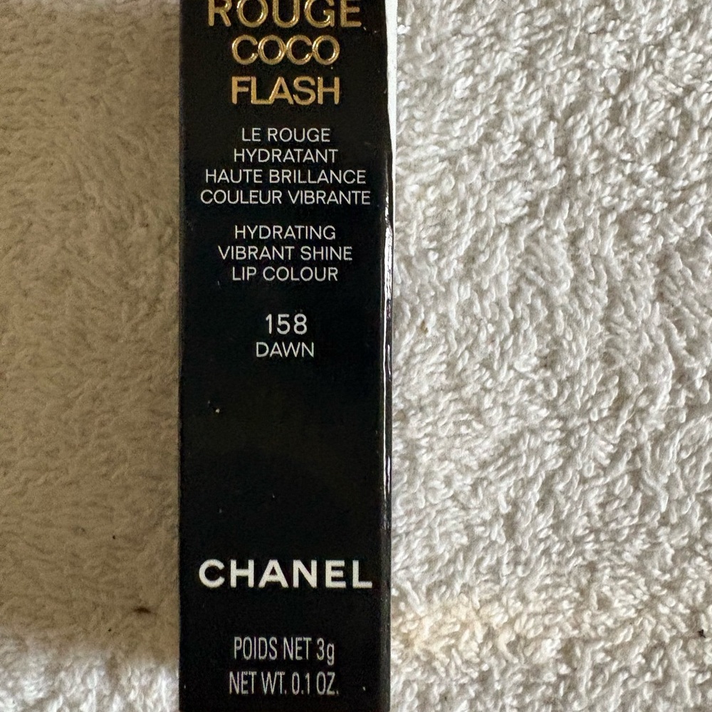 CHANEL Rouge Coco Flash Lipstick - Shade 158